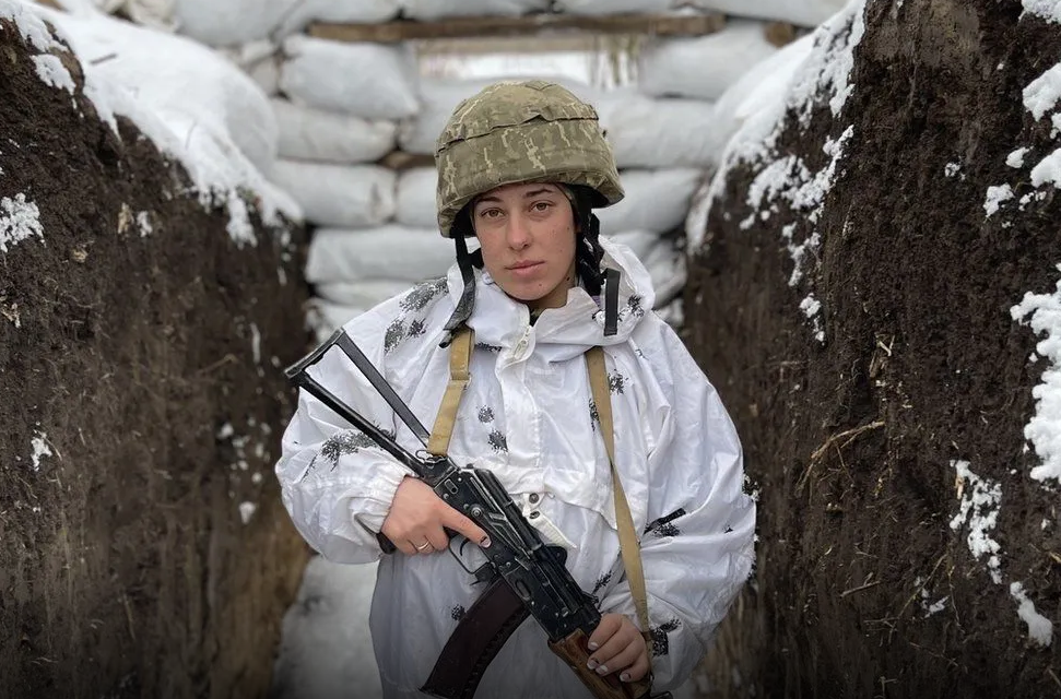 Ukrainian women fighters